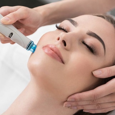 Skin Detox Benefits of Hydrafacial Therapy