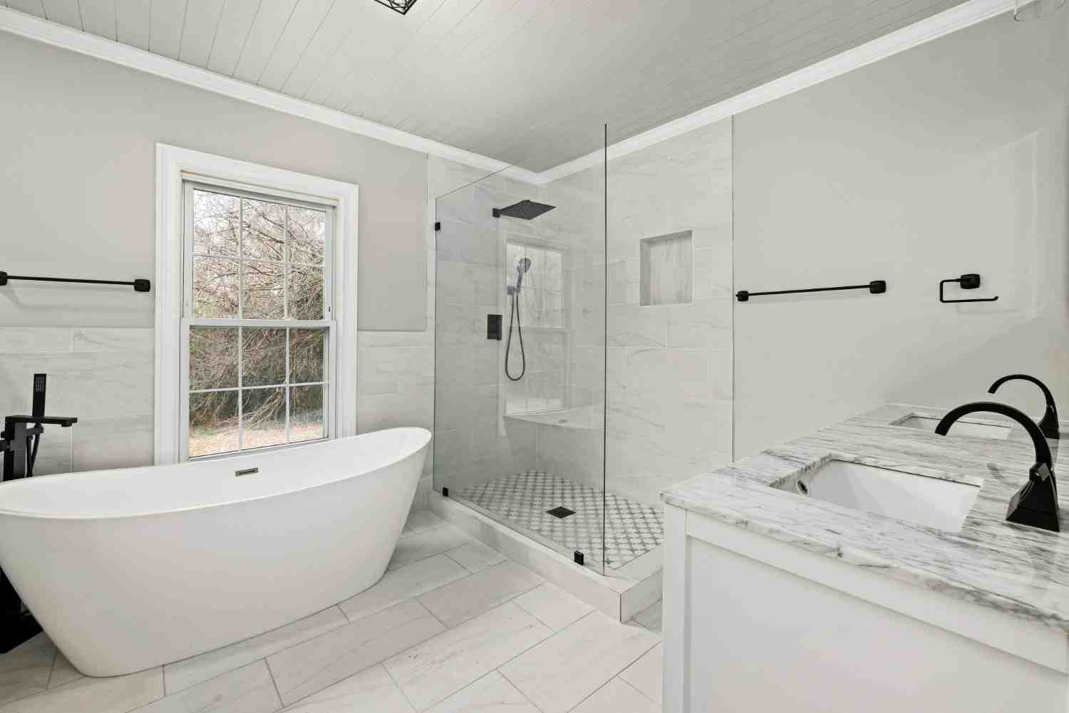 Smart Bathroom Renovations for DC Homes
