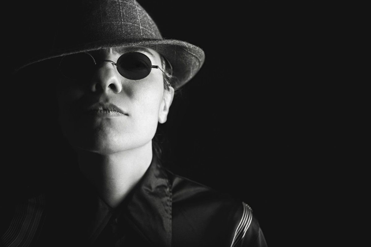 10 Warning Signs That You May Be Experiencing Stalking