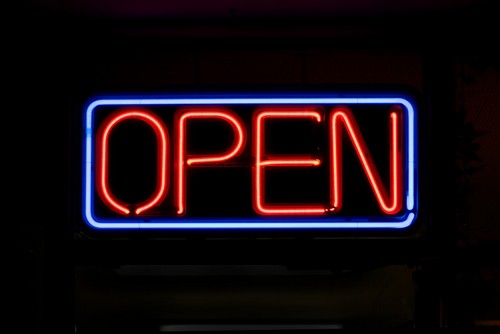 Top 10 Places to Find Authentic Vintage Neon Signs