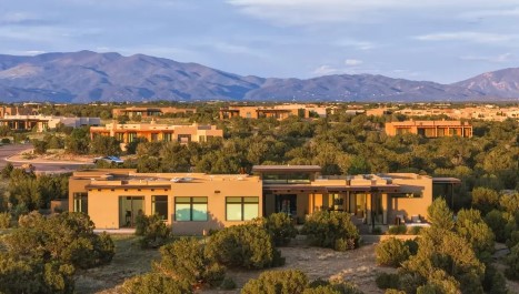 Social Media Services Santa Fe: Grow Your Brand