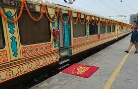 Complete Guide to Palace on Wheels Train Travel