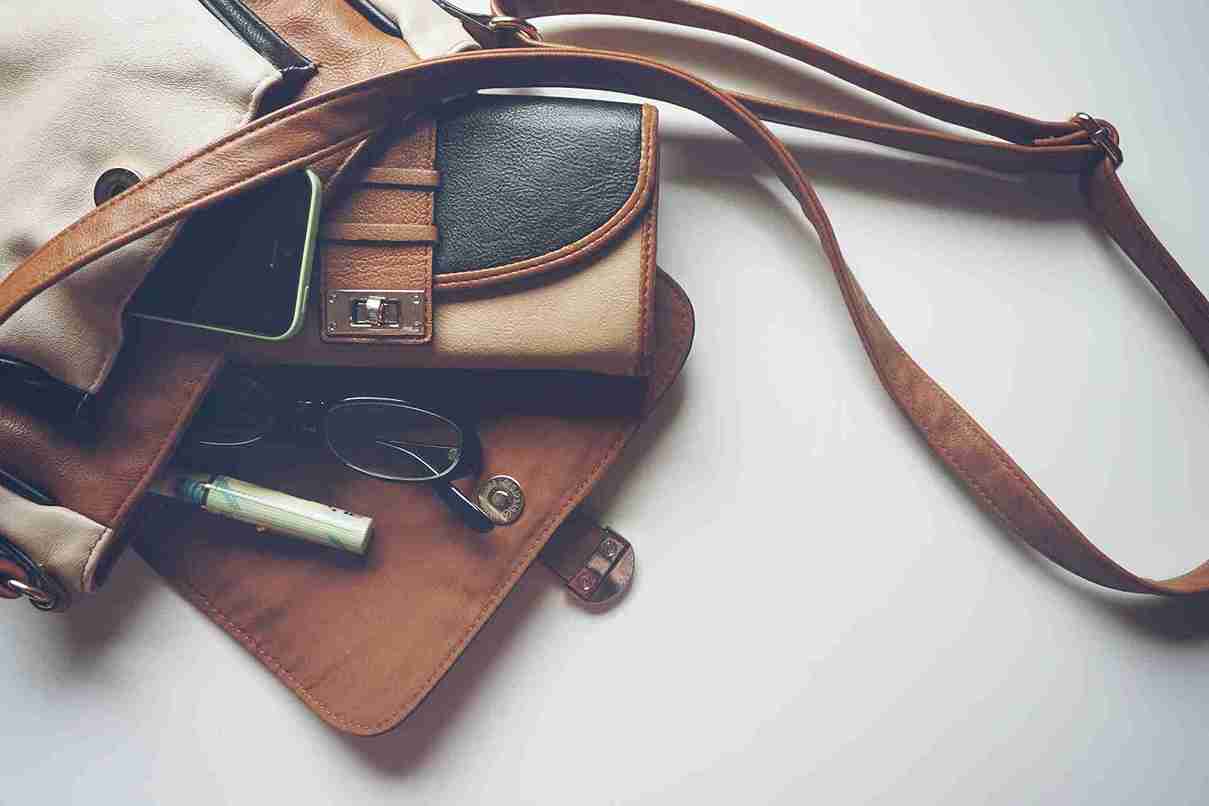 Why Women’s Bags Are More Than Just Fashion Accessories