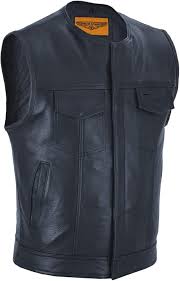 Common Fit Mistakes Riders Make Buying Leather Jackets