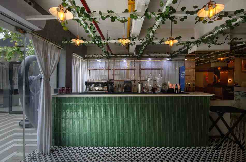 Cafe in Indirapuram | Yanny’s Multi-cuisine Restaurant & Coffee House