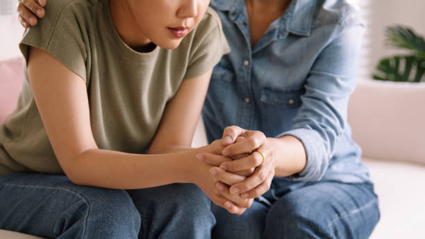5 Signs Your Anxiety Has Outgrown Self-Help